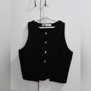 Zara Black Buttoned Sleeveless Top